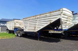 SA Truck Bodies, 55m3 Link, Grain Carrier, Used, 2010