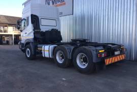 Nissan, UD 440 Quester, 6x4 Drive, Truck Tractor, Used, 2020