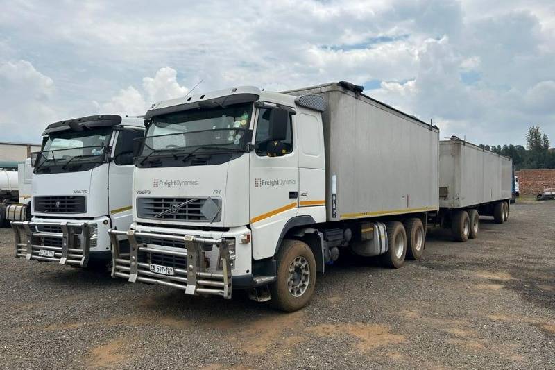 Volvo, FH400 A/T Grain Carrier Trailer, 6x4 Drive, Truck Trailer Combination, Used, 2008