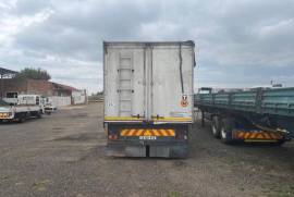 Volvo, FH400 A/T Grain Carrier Trailer, 6x4 Drive, Truck Trailer Combination, Used, 2008