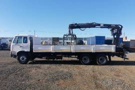 UD, 90 with Crane Brick Grabber , Double Diff, Crane Truck, Used, 2012