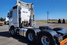 Volvo, FH 440 6X4, Double Diff, Truck Tractor, Used, 2021